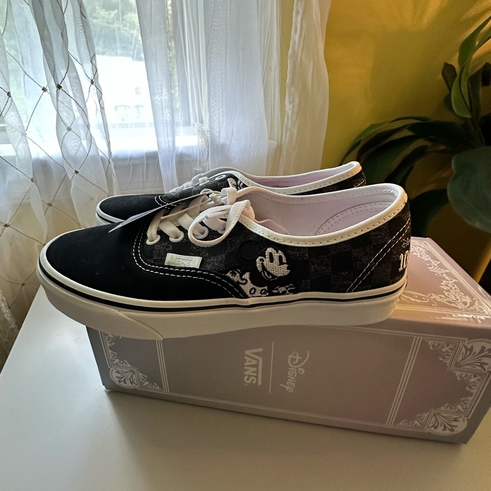 Vans Disney 100 year anniversary sneakers - Picture 9 of 14